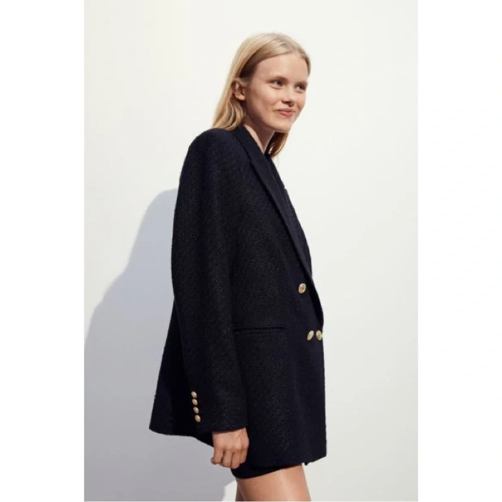 Black Textured Weave Jacket - Picture 5 of 8